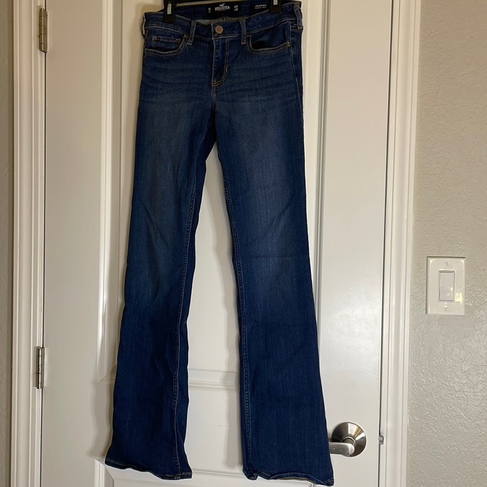 Hollister get low rise boot cut jeans